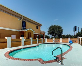 Quality Inn & Suites Granbury