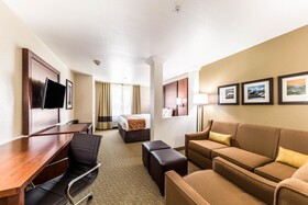 Comfort Suites Grand Prairie - Arlington North