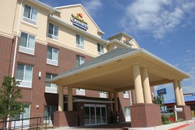 Holiday Inn Express & Suites Dallas - Grand Prairie I-20
