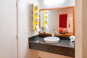 Motel 6 Grand Prairie