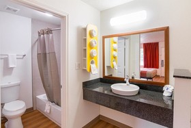 Motel 6 Grand Prairie
