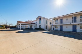 Motel 6 Grand Prairie - Interstate 30
