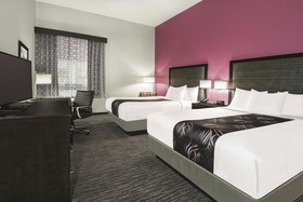 Super 8 by Wyndham Grand Prairie North