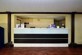 Super 8 by Wyndham Grand Prairie North