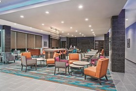 Super 8 by Wyndham Grand Prairie North