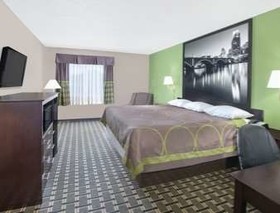 Super 8 by Wyndham Grand Prairie North