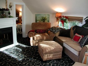 Cozy Rose Inn