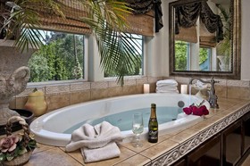 Cozy Rose Inn
