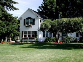 Cozy Rose Inn