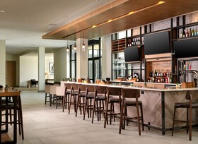 Hilton Garden Inn Grapevine at Silverlake Crossings