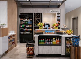 Hilton Garden Inn Grapevine at Silverlake Crossings