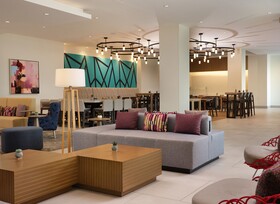 Hilton Garden Inn Grapevine at Silverlake Crossings