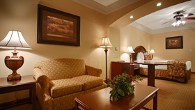 Best Western Plus Monica Royale Inn & Suites