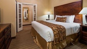 Best Western Plus Monica Royale Inn & Suites