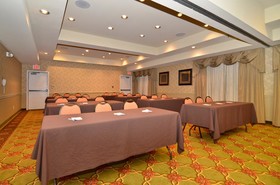 Best Western Plus Monica Royale Inn & Suites