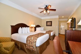 Best Western Plus Monica Royale Inn & Suites