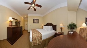 Best Western Plus Monica Royale Inn & Suites