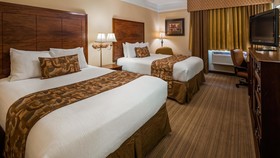 Best Western Plus Monica Royale Inn & Suites