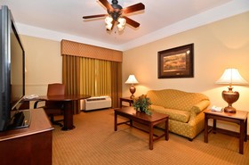 Best Western Plus Monica Royale Inn & Suites