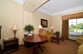 Best Western Plus Monica Royale Inn & Suites