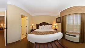 Best Western Plus Monica Royale Inn & Suites