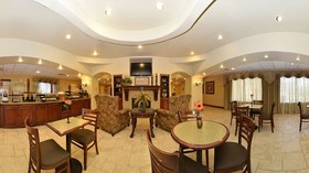 Best Western Plus Monica Royale Inn & Suites