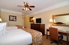 Best Western Plus Monica Royale Inn & Suites