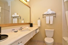 Best Western Plus Monica Royale Inn & Suites