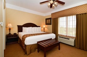 Best Western Plus Monica Royale Inn & Suites