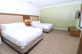 Holiday Inn Express & Suites Greenville