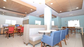 Holiday Inn Express & Suites Greenville