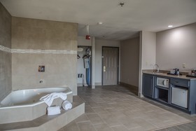 Country Inn & Suites by Radisson, Harlingen, TX