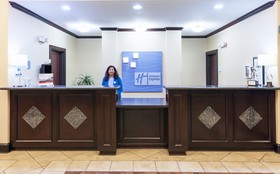Holiday Inn Express Hotel & Suites Henderson-Traffic Star