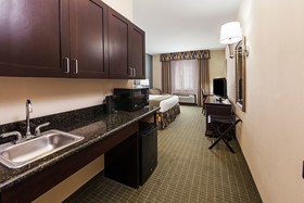Holiday Inn Express Hotel & Suites Henderson-Traffic Star