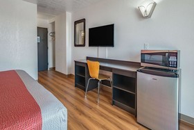 Motel 6 Henderson