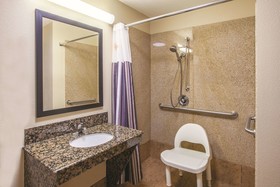 La Quinta Inn & Suites by Wyndham Hillsboro