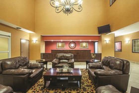 La Quinta Inn & Suites by Wyndham Hillsboro