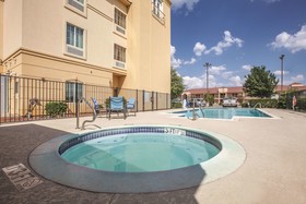 La Quinta Inn & Suites by Wyndham Hillsboro