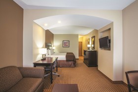 La Quinta Inn & Suites by Wyndham Hillsboro