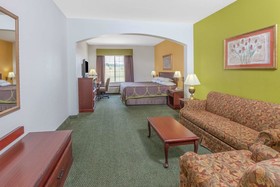 Super 8 by Wyndham Hillsboro TX