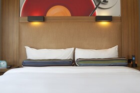 Aloft Houston Downtown