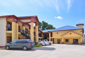 Americas Best Value Inn & Suites - Downtown