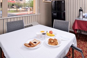 Americas Best Value Inn & Suites - Houston/Northwest Brookhollow