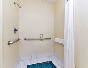 Americas Best Value Inn & Suites - Houston/Northwest Brookhollow