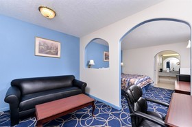 Americas Best Value Inn & Suites - Houston/Northwest Brookhollow