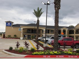 Americas Best Value Inn Houston at FM 529