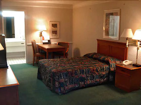 America's Inn Houston Southwest Hwy 59 @ Gessner