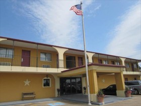 Bear Creek Inn
