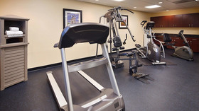 Days Inn & Suites by Wyndham Sam Houston Tollway