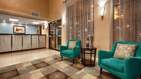 Days Inn & Suites by Wyndham Sam Houston Tollway